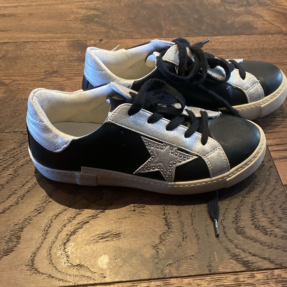 My Story star shoes - Picture 2 of 4